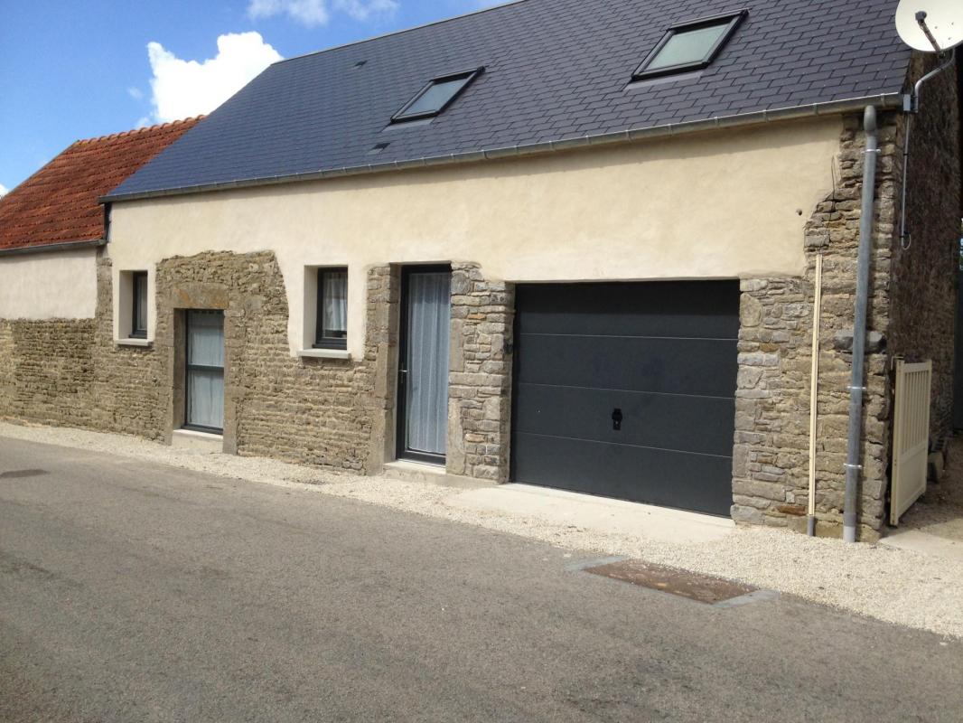 Côté rue